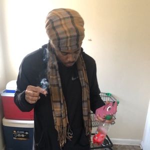 Meet your Posher, Russ